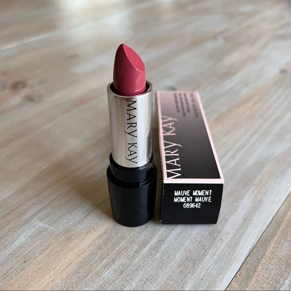 Mary Kay® Gel Semi- Matte Lipstick Multiple Colors - Picture 5 of 8